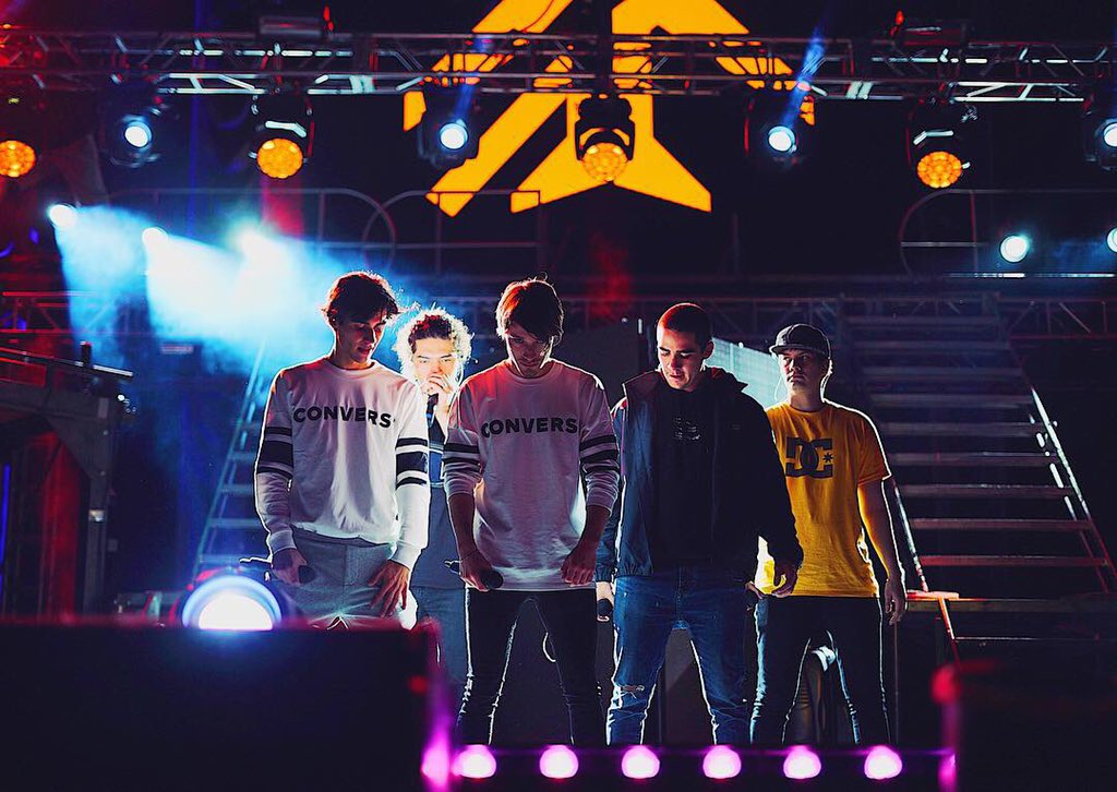 MagabyDice's tweet photo. CD9: YO:
#MODOAVIÓNTOUR #CD9DoesNotLeave #LastMATCD9 @CD9 https://t.co/2Kkya7Ujeo