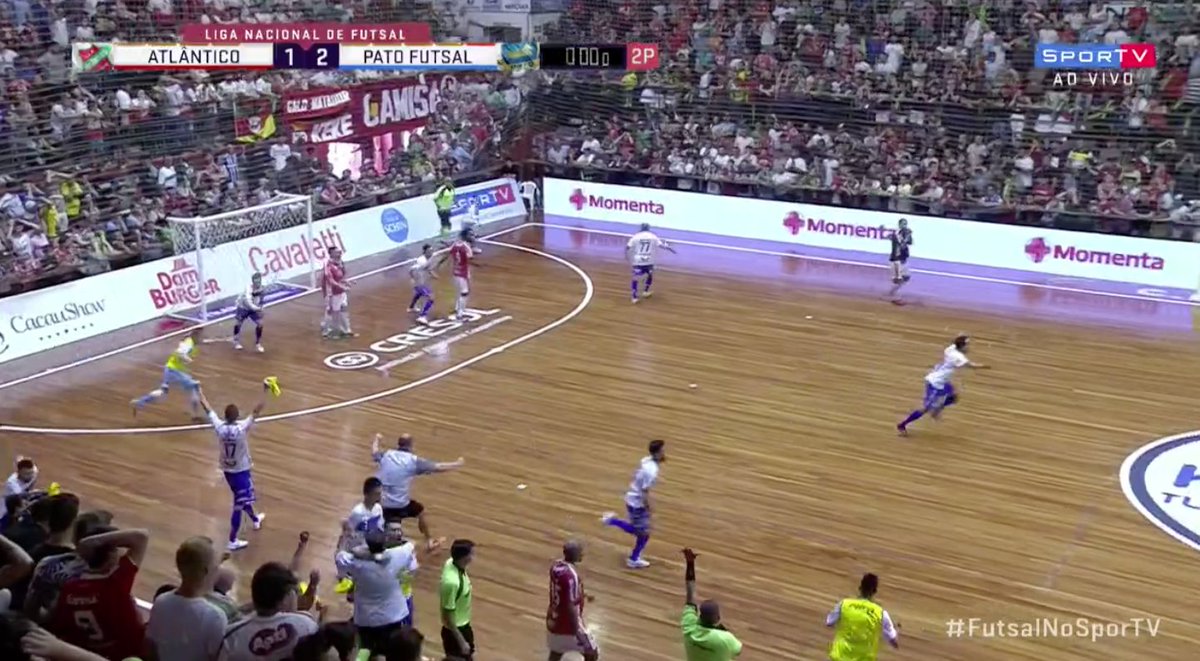 sportv's tweet photo. O PATO É CAMPEÃO! DÁ UM RT QUEM CURTIU DEMAIS ESSE JOGÃO! 

#FutsalNoSporTV https://t.co/JgX0sFCRMv
