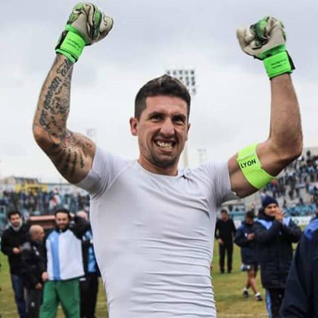 pasion_gasolera's tweet photo. Ante la posible salida de Nereo Fernández de #Union es probable q' los dirigentes quieran llevarse de regreso a #MatiasCastro. Teniendo en cuenta que #FedeCrivelli sigue sin contrato en Tigre y recuperado de su lesion, no deberían los dirigentes con premura reunirse con el? https://t.co/YiYE6UTckI