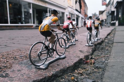 Ecco i regali di Natale per chi va in bici: rossignoli.it/10-idee-regalo…