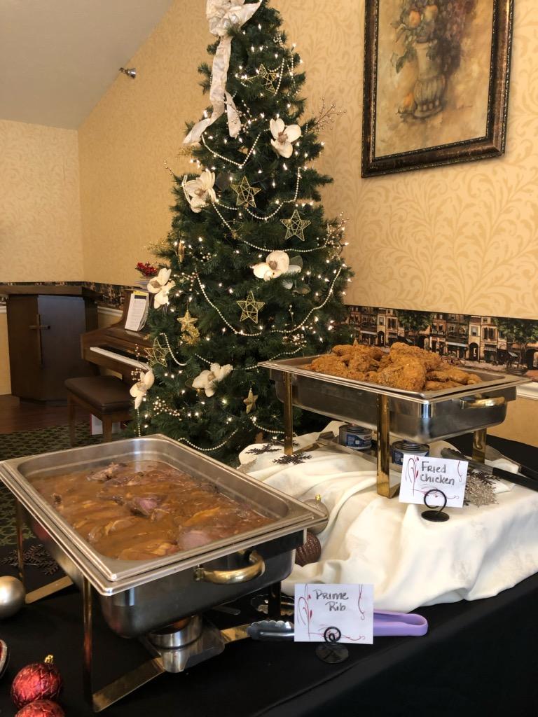 AshfordPlaceHC's tweet image. Sunday brunch at Ashford Place has our taste buds watering.   It's a festive meal featuring  prime rib, fried chicken, assorted sides and scrumptious holiday desserts.  @trilogyliving.