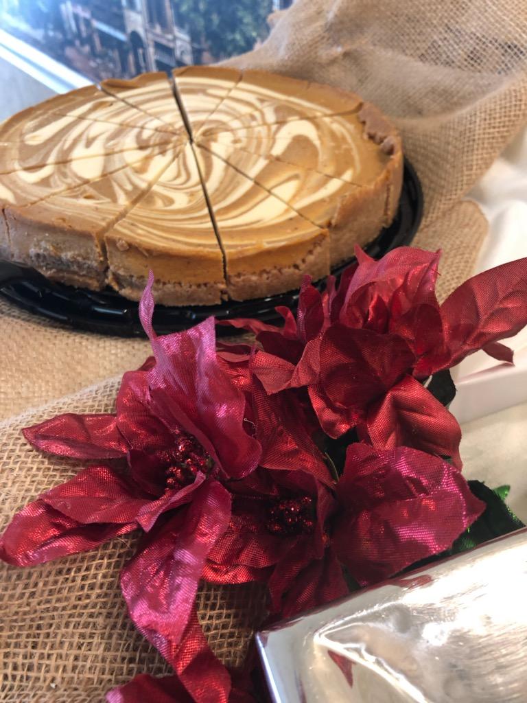 AshfordPlaceHC's tweet image. Sunday brunch at Ashford Place has our taste buds watering.   It's a festive meal featuring  prime rib, fried chicken, assorted sides and scrumptious holiday desserts.  @trilogyliving.