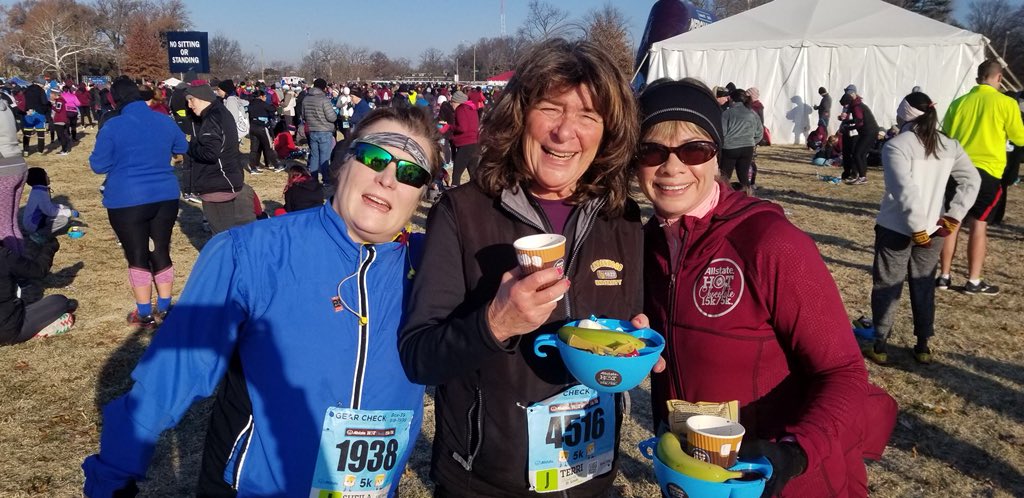Why do I sign up for winter races?? Because they’re FUN...after the frigid wears off!! 😬 #HC15K #WillRunForChocolate @sheilacondon @photogal5 – at Forest Park