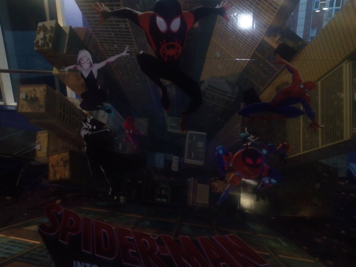 passingthrucam's tweet photo. #SpiderVerse preview. https://t.co/kur1j1EUdI