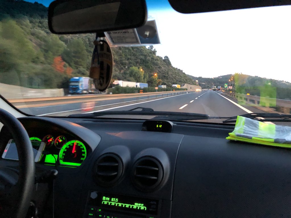 _r00ta_'s tweet image. 🥇 Go back home #hxpCTF Adrenaline still keeps us awake #phega