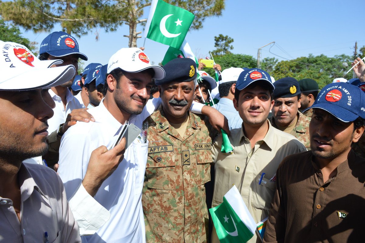 A_MateenAnsari's tweet photo. The Love of Masses of #Balochistan with Armed Forces of Pakistan. #DevelopBalochistan https://t.co/cjANkKpFVz