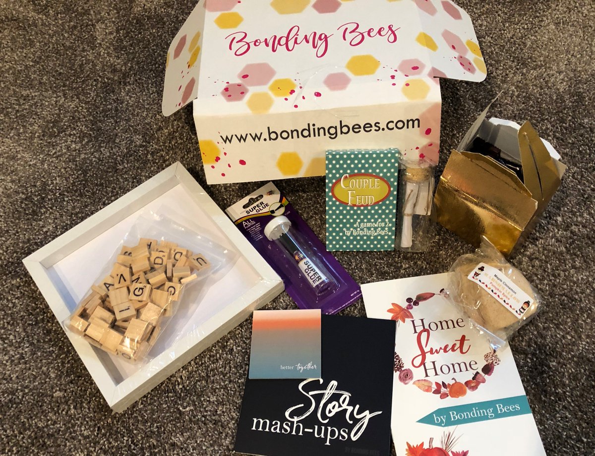 lkschade's tweet photo. I love this date box as a Christmas gift idea for couples @bondingbees #couples #romance https://t.co/ZFYRf8HWC7 https://t.co/S22RyBMEdn
