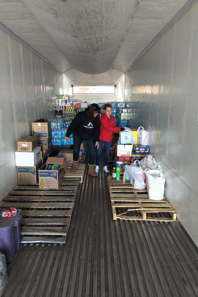 Hey #STL, the victims of the #CaliforniaFires need your help! Bring by food and supplies to 900 South Highway Drive in Fenton. Exit Bowles Ave off I44 and head east on the feeder road. We're here till 5pm. Look for the Mid America trailer. #StLouis #givingback