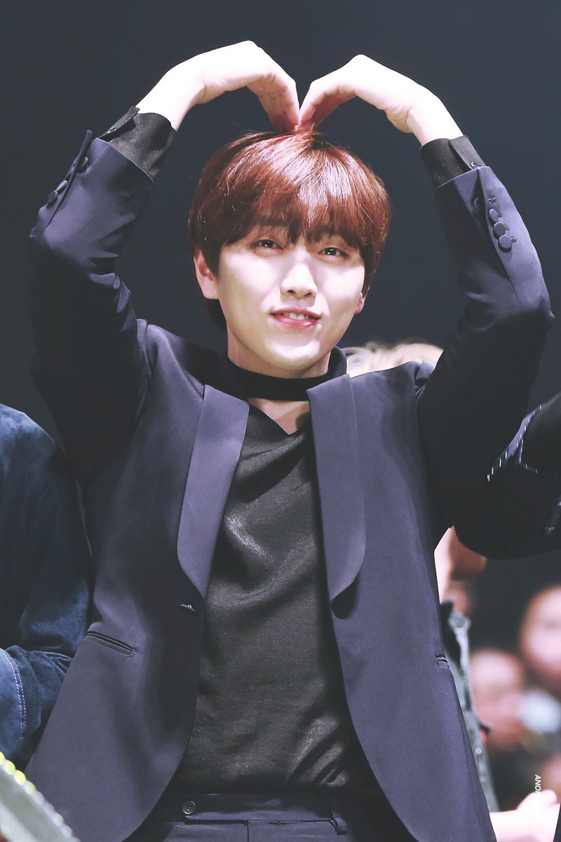 deulpics's tweet image. its getting colder yet your love keeps me warm 💘
©anonymous