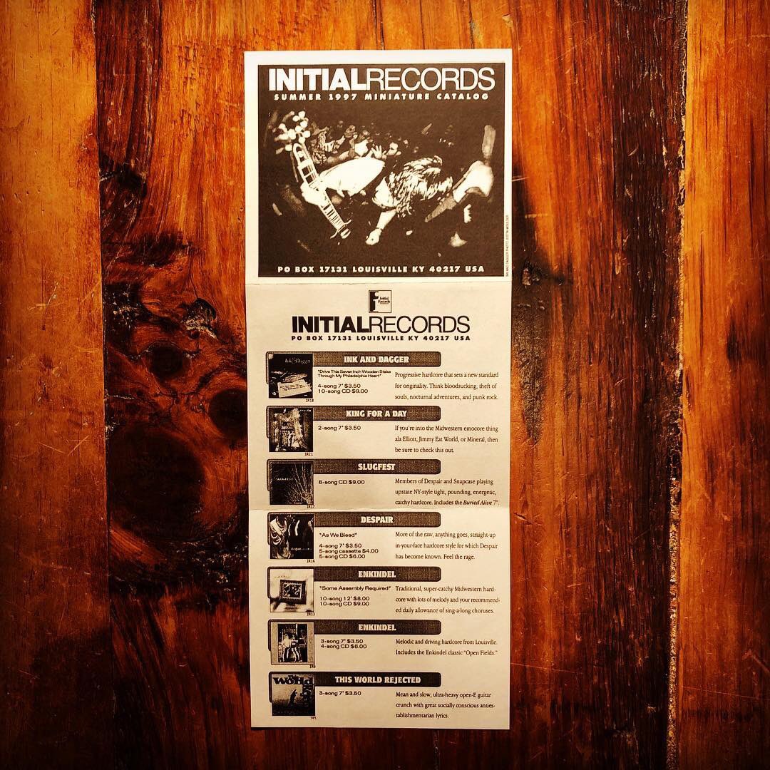kingforadaydet's tweet photo. Initial Records Summer 1997 Miniature Catalog
#enkindel #elliott #rooseveltsinauguralparade #guilt #fallingforward #themetroschifter #inkanddagger #initialrecords #emo #indie #catalog #roster #1997 https://t.co/Q2IrcdQmye
