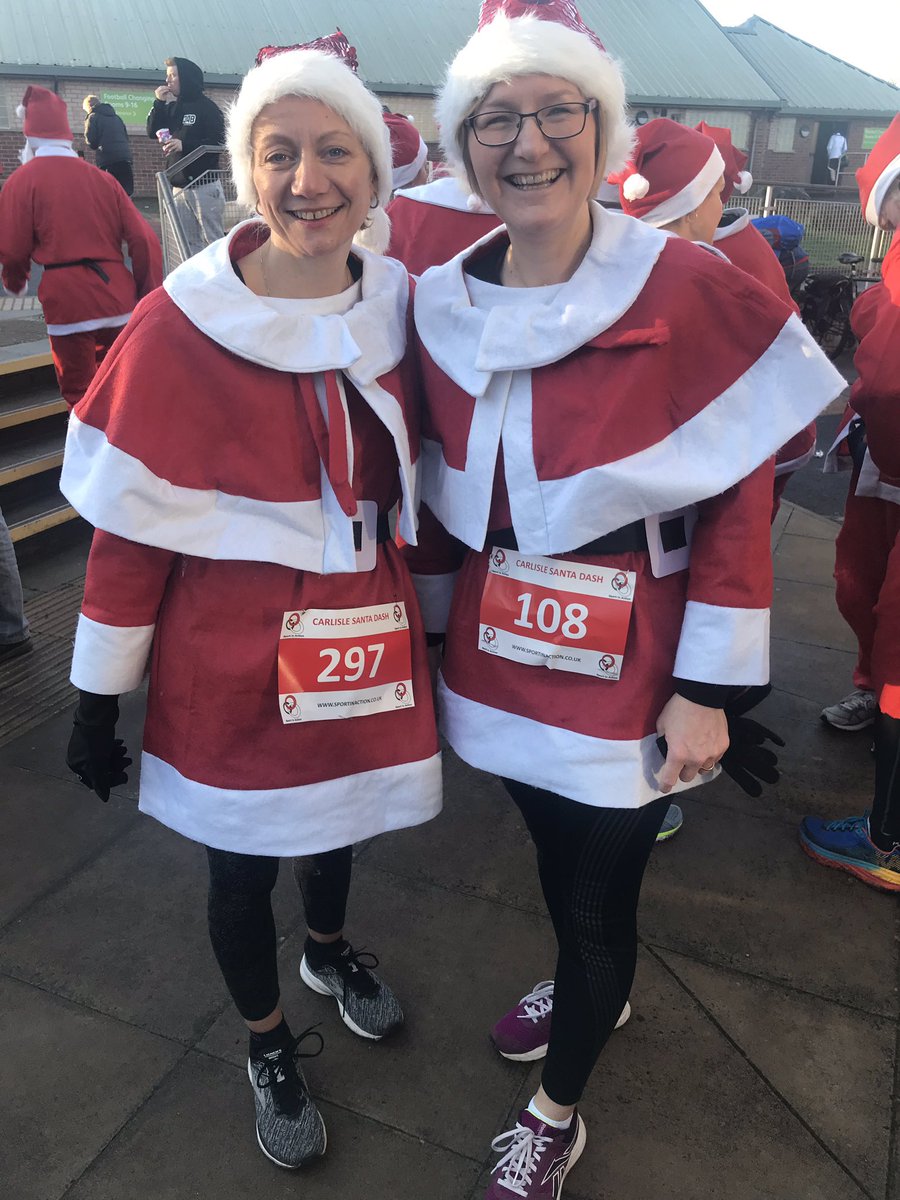 #carlislesantadash2018 <a href="/jigsawhospice/">Jigsaw Children's Hospice</a>  Great first Santa Dash for us! #newtorunning #funatxmas
