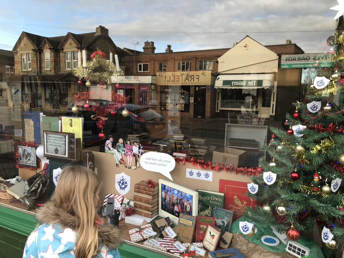 StephenLeask's tweet photo. A special #bluepeter window display at the @eaglebookshop in Bedford for 60 years and Christmas. @cbbc @Linds_bluepeter @iamradzi https://t.co/ZGtqzzvsdq