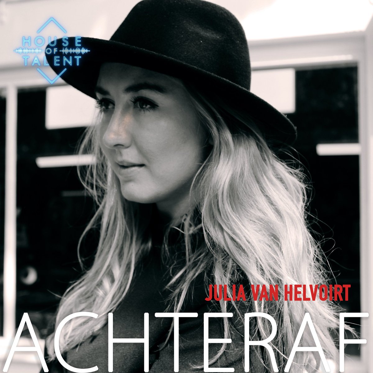 Ik ben DOOOOR!! En mijn nieuwe single: ACHTERAF is nu UIT! Ik ben heeeeel benieuwd wat jullie ervan vinden let me know 👇🏼👇🏼👇🏼 <a href="/HouseofTalentNL/">House of Talent</a>