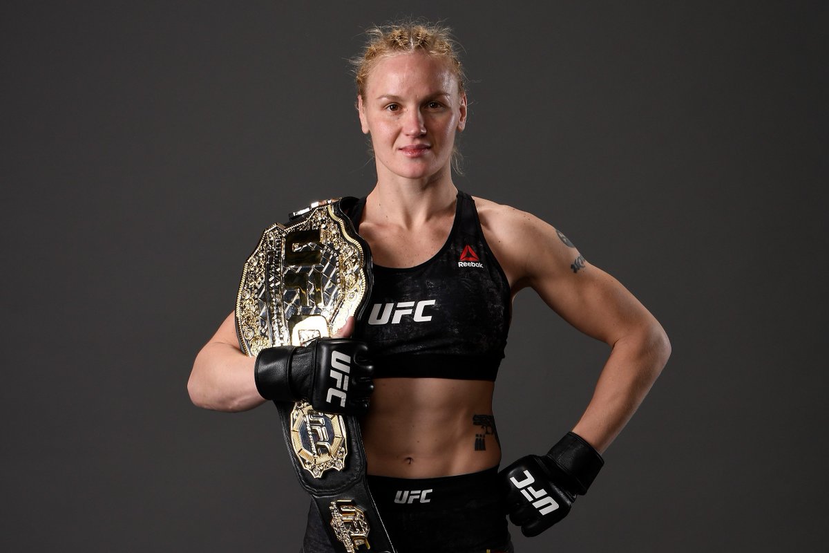 Her wait is finally over.
@BulletValentina #UFC231
