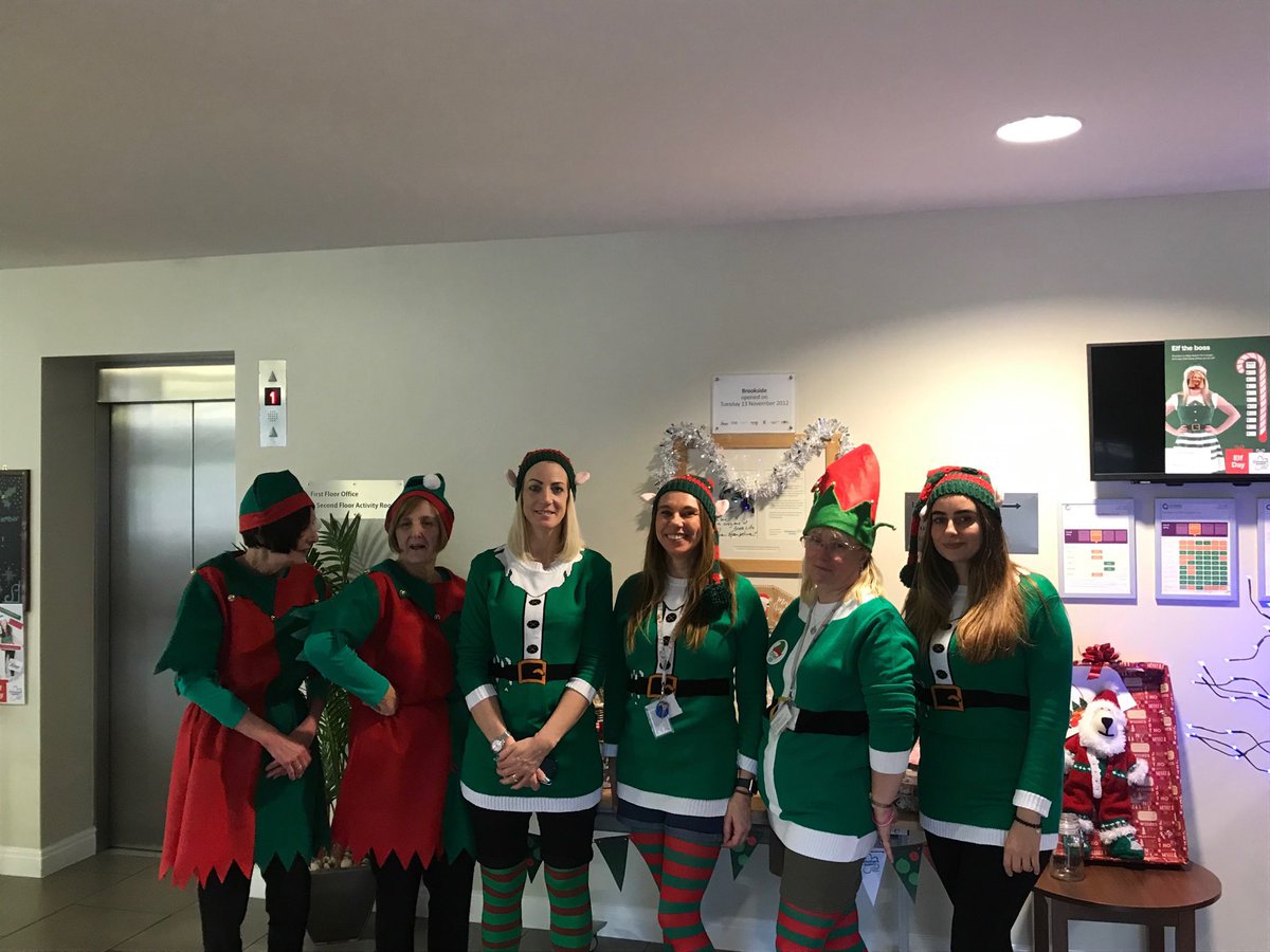 BrooksideEC's tweet image. 🧝‍♀️ All the elf’s at Brookside who helped raise just over£300 today with the help of the residents We had Christmas stalls and lots raffle prices 🧝‍♀️ Elf Alzheimer’s Day