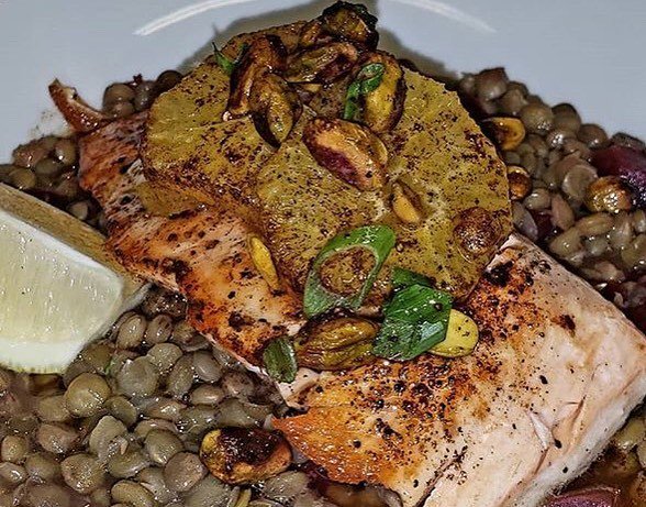 SeasideNights's tweet photo. #sundayfunday is a day we should use to get us ready for the craziness that is our work weeks😣. What better way to relax on your “last “ day before the week hits then to let @velo_eatery_toms_river make you one of there outstanding dishes from there menu for dinner 😁‼️ Dishe… https://t.co/LCVUE4NoSn