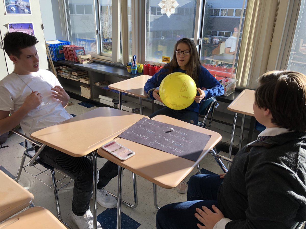 NCSD_WL_ENL's tweet image. Students in German 2 created and played games to help learn grammar! #stopgrammartime #welovelanguages