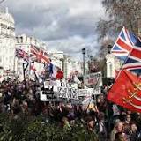 Rival Brexit Marches In UK Ahead Of Crucial Vote In Parliament Read more here -> trendingsnippets.com/GB/h/20181209/… #TommyRobinson, #UKIndependenceParty, #PaulNuttall, #Brexit, #GerardBatten, #NigelFarage, #UnitedKingdom