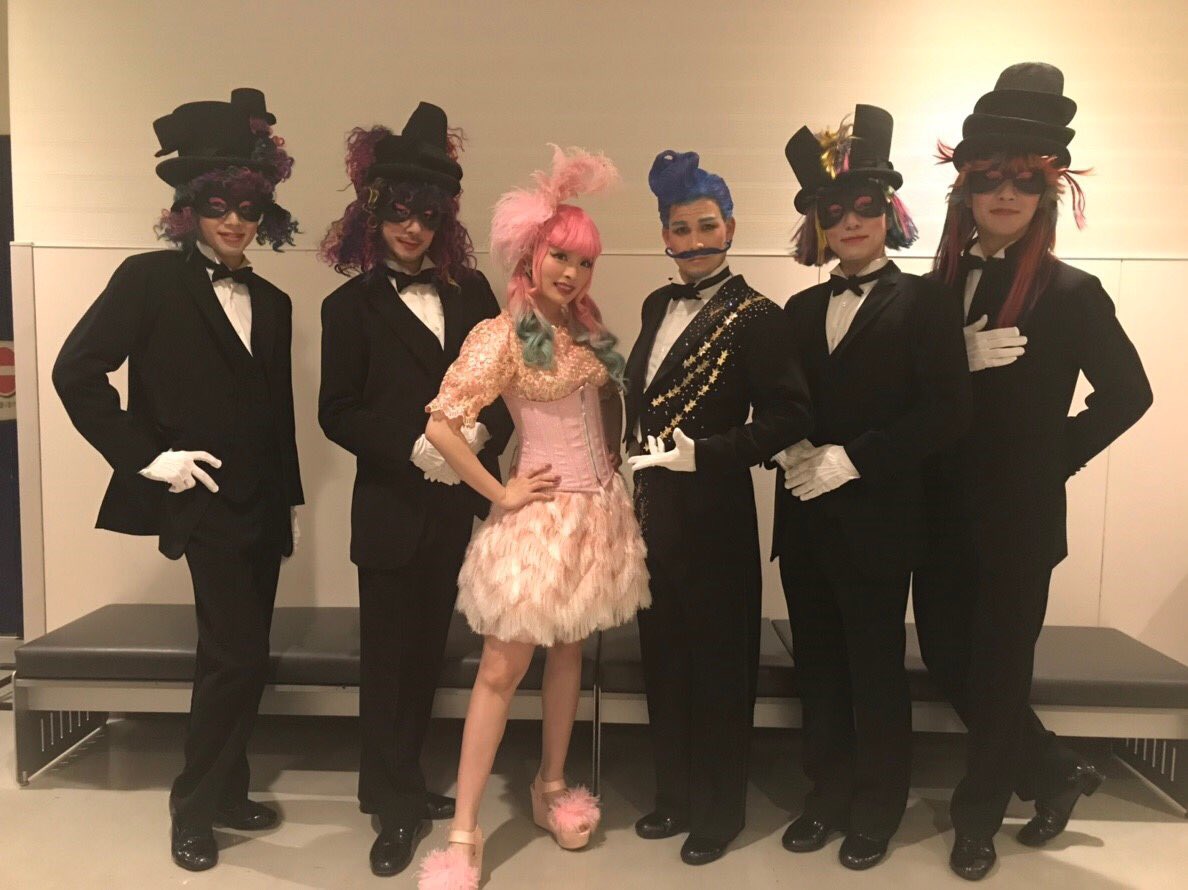 Twitter இல Kaa きゃりーぱみゅぱみゅ Japamyu Hall Tour 18 星屑のチェリーマティーニ 全公演 ひたすら色んな人に支えられられっぱなしでした 関わってくれた全ての人に感謝 きゃりーぱみゅぱみゅ Kpp 星屑のチェリーマティーニ 星屑の Twitter இல Kaa きゃりーぱみゅぱみゅ Japamyu Hall Tour 18 星屑のチェリーマティーニ 全公演 ひたすら色んな人に支えられられっぱなしでした 関わってくれた全ての人に感謝 きゃりーぱみゅぱみゅ Kpp 星屑のチェリーマティーニ 星屑の