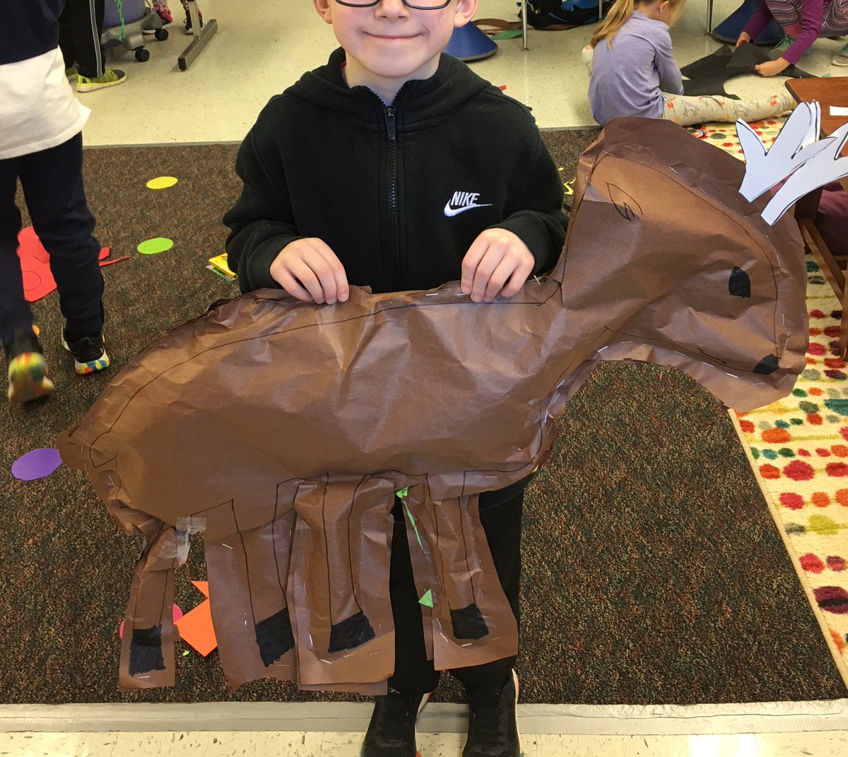 MrsLynchK's tweet photo. Powhatan projects in progress. @emerickelem1967 #lcps19 #pbl #learningisfun https://t.co/D28zMONlM5