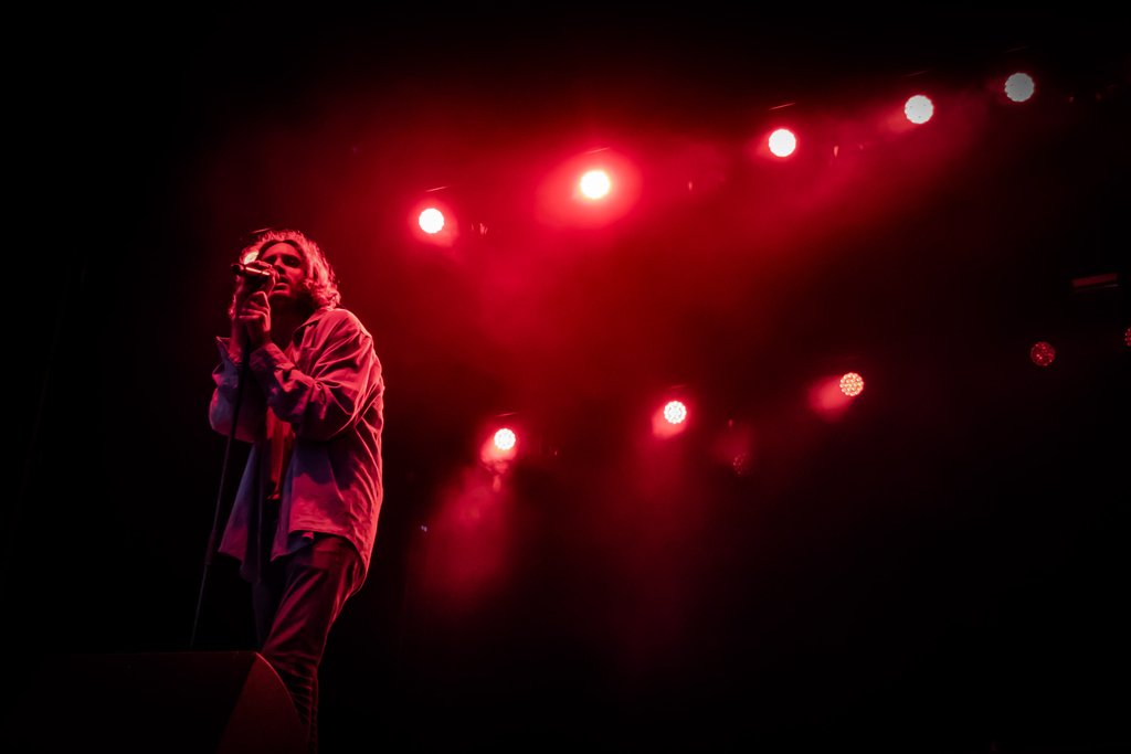 markhortonimage's tweet photo. It's December and that means its the season of #bestof2018 galleries!
#12 belongs to Allan Rayman @allanrayman live this fall at @cityfolk #cityfolk2018 in #ottawa
@communionmusic #512productions #harryhardon #canada
#livemusicphotography #concertphotographer #musicphotographer https://t.co/7t1Ng1QyiS