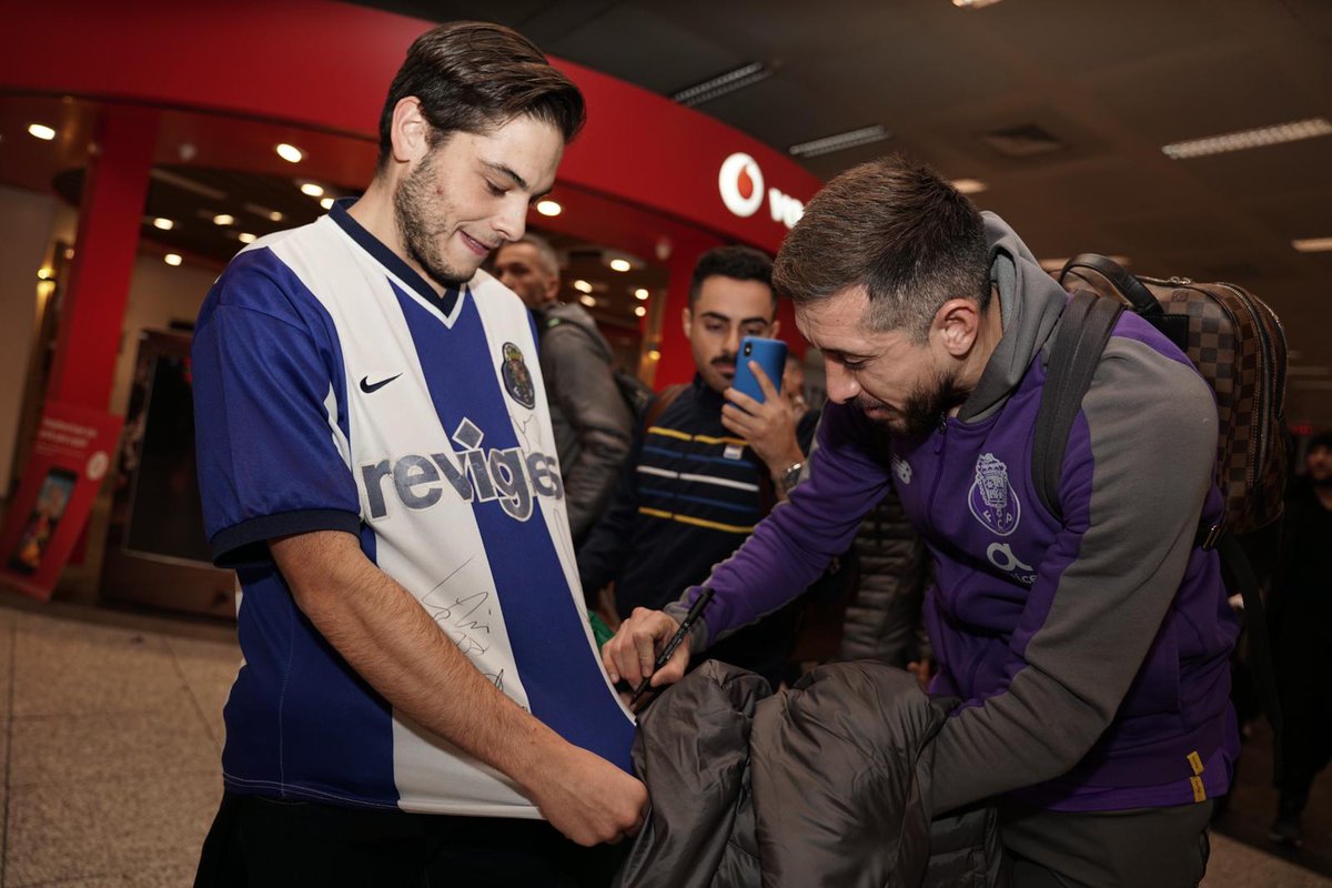 #contigoemtodolado 💙
#FCPorto #GSFCP #ucl