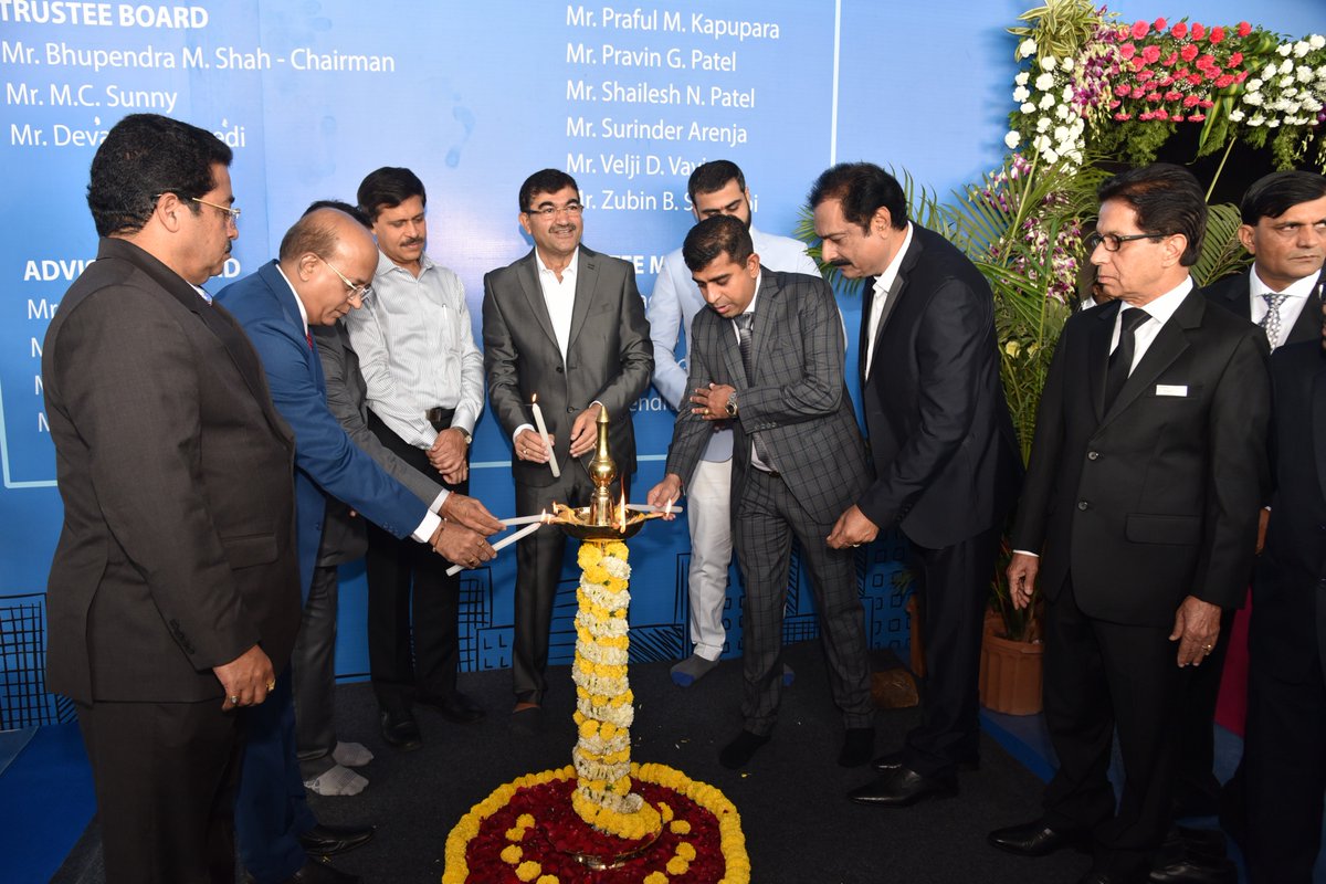 CredaiBanm's tweet photo. CREDAI BANM 19th Mega Property Exhibition 2018
Inauguration Ceremony
#credaibanm
#CRBANMPropertyExpo https://t.co/hsdpHiOSqq