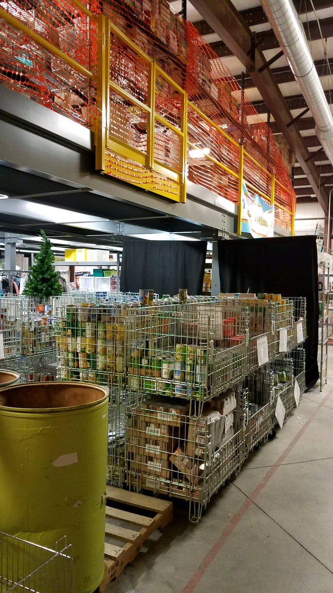 JaneRMayer's tweet image. Yesterday, my hubby &amp;amp; I spent 3 hours at @MissionLexSC sorting donations from our generous neighbors, including this Girl Scout troup! The donations will be used to help our neighbors in need. Volunteer, donate &amp;amp; provide monetary support when you can! We are His hands and feet!