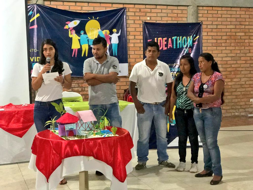 PnudColombia's tweet photo. Estamos en el tercer día de la #Ideathon2018 en Valle del Guamuez #Putumayo. Los equipos se están preparando para presentar sus ideas de negocio 🖍️Así es como nacen los emprendimientos que generan desarrollo local 📊 https://t.co/Jp8mjMWXys