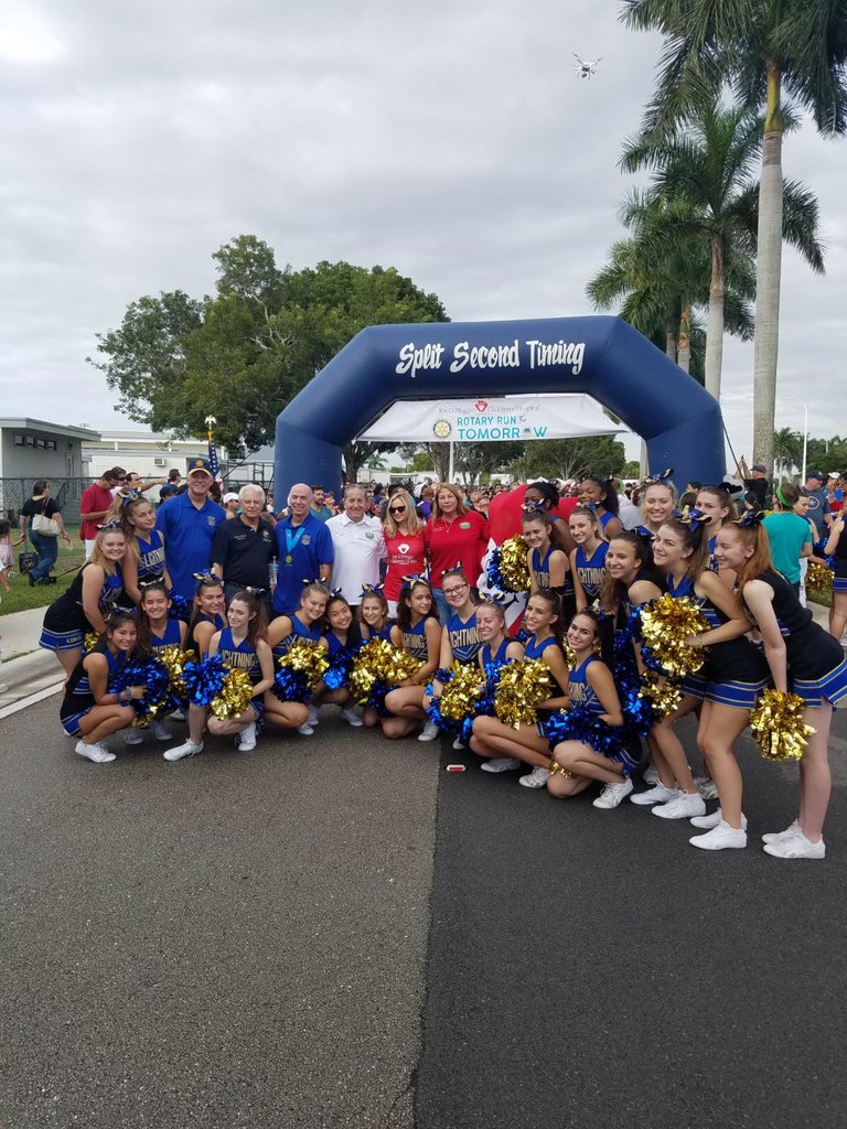 JDCHospital's tweet photo. Thank you to all who participated at the @westonrotary Run for Tomorrow! Special thanks to Orangetheory Fitness for doing a Row for Joe today and donated $1.00 for every 100 meters rowed. Everyone rowed a total of $2,500! Thank you! #SundayFunday #Running4aCause #LoveJoeD https://t.co/Uujk3tjmVP