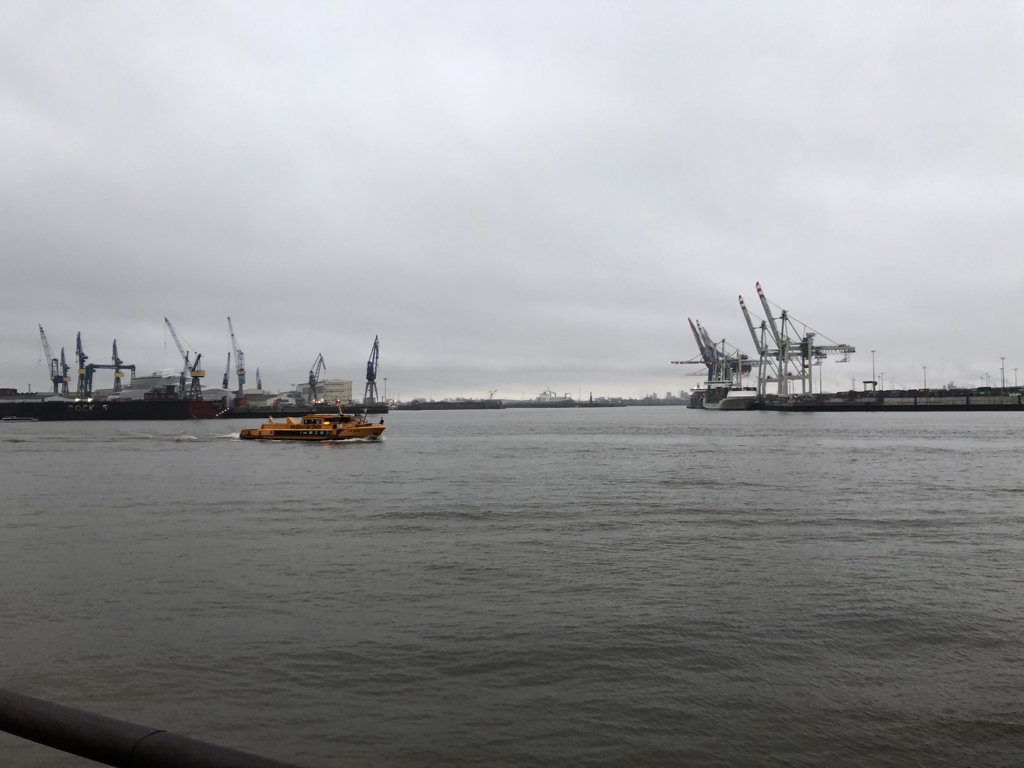 congstar_hilfe's tweet photo. In Hamburg sagt man Tschüss. Das war die @congstar_hilfe #servicemission 2019 . Zwei tolle Tage. Kommt gut heim! https://t.co/ErwHCRWdIo