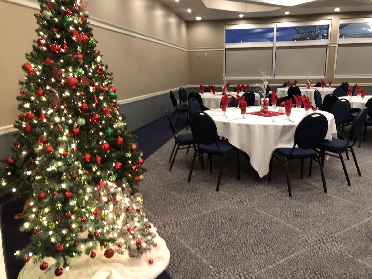 apuliacatering's tweet photo. McEwen's Fuels & Fertilizers Christmas party ,#DowCentennialCentre #FortSaskRec #CityFortSask #ChristmasCount #25Days ,@DowCentennialCentre @FortSaskRec @CityFortSask @ChristmasCount @25Days @FortSaskRec https://t.co/towtOsfxev