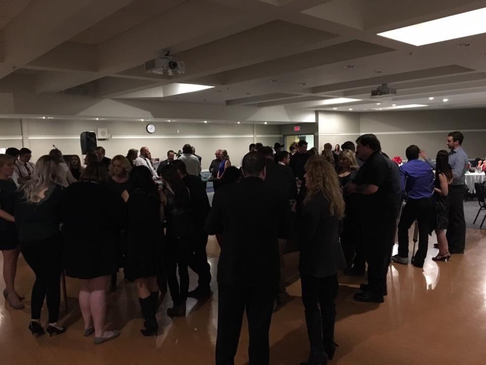 apuliacatering's tweet photo. McEwen's Fuels & Fertilizers Christmas party ,#DowCentennialCentre #FortSaskRec #CityFortSask #ChristmasCount #25Days ,@DowCentennialCentre @FortSaskRec @CityFortSask @ChristmasCount @25Days @FortSaskRec https://t.co/towtOsfxev