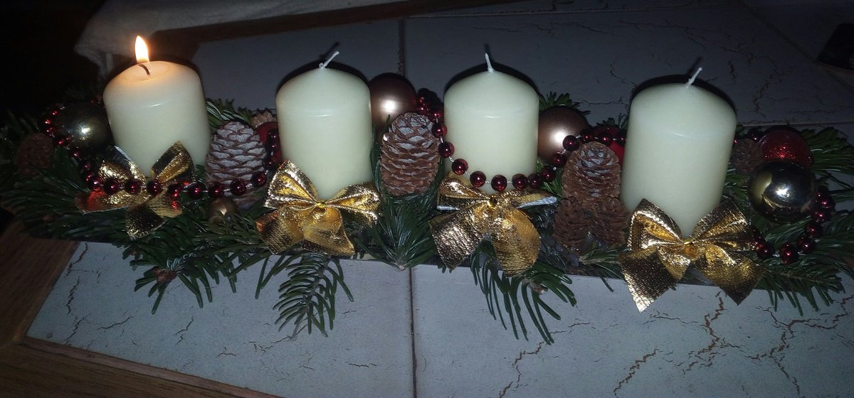 IronLadyishere's tweet photo. Happy 1st Advent everyone ๐๐๐
#firstadvent #happyadvent #happyfirstadvent #celebration
#Happiness #HappyChristmas https://t.co/l30X0hweOW
