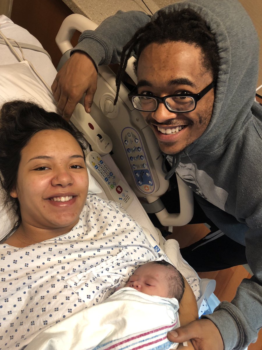 lulcjaay_'s tweet photo. Jayce Lee Ware , 6 pounds 9 ounces born December 2nd @ 6:22 am 👪👶🏽💚 https://t.co/eswURzSQRX