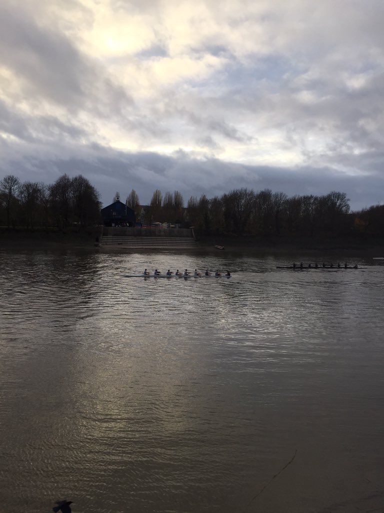 uhboatclub's tweet photo. Race 29: MN8 Rep Final: RVC over BL by 1.5 lengths 🏆 https://t.co/kTiUZZhvrV