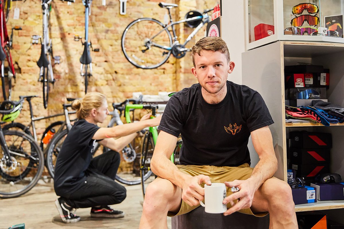 richmondcycles's tweet photo. Here's a Stocking Filler idea for you...Chapeau! Coffee £5.50 – keeps the entire staff going from dawn ‘til dusk and beyond , honest! 
#stockingfiller #forcyclists #DarnGoodCoffee@chapeaucycling https://t.co/dsq0l6jqYF