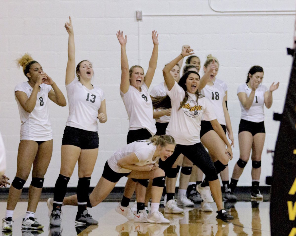 taylorknippp's tweet photo. Excited to announce that I am committed to Ottawa University to continue my volleyball and academic career! Thank you to everyone who’s supported and helped me along the way! #BraveNation https://t.co/kqXONLxoKo