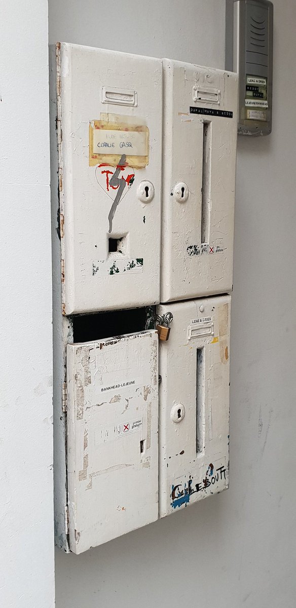 nadazdravic's tweet image. #quelque part