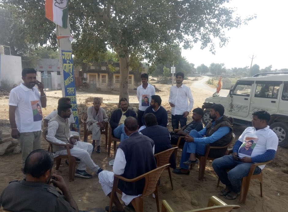 LubanaManoj's tweet photo. Today we were at Rodu and Ringan Village in the Legislative Assembly of Ladnu Rajasthan Campaigning for @MukeshBhakar_ will full energy for the upcoming elections  @Allavaru @guptar https://t.co/lCr6oIPgxK