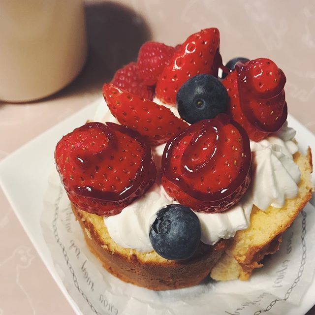 Uzivatel ヒロ Na Twitteru バースデーtsumagari ツマガリ本店 ツマガリのケーキ ロールケーキ バースデーケーキ 誕生日は11月 Cake おうちおやつ おやつ Yummy Cakestagram T Co Myado6yz6a T Co Yakpxsd922 Twitter