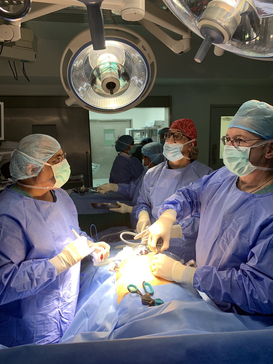 اجراء عمليات تركيب جهاز منظم لعضلات الحجاب الحاجز الاولى في الكويت. Kuwait 1st workshop for diaphragm pacing.. 3 cases in one day <a href="/CDHKUWAIT/">مستشفى الأمراض الصدرية</a> <a href="/KUWAIT_MOH/">وزارة الصحة</a> <a href="/DrAlshehab/">د.ضرار الشهاب</a>