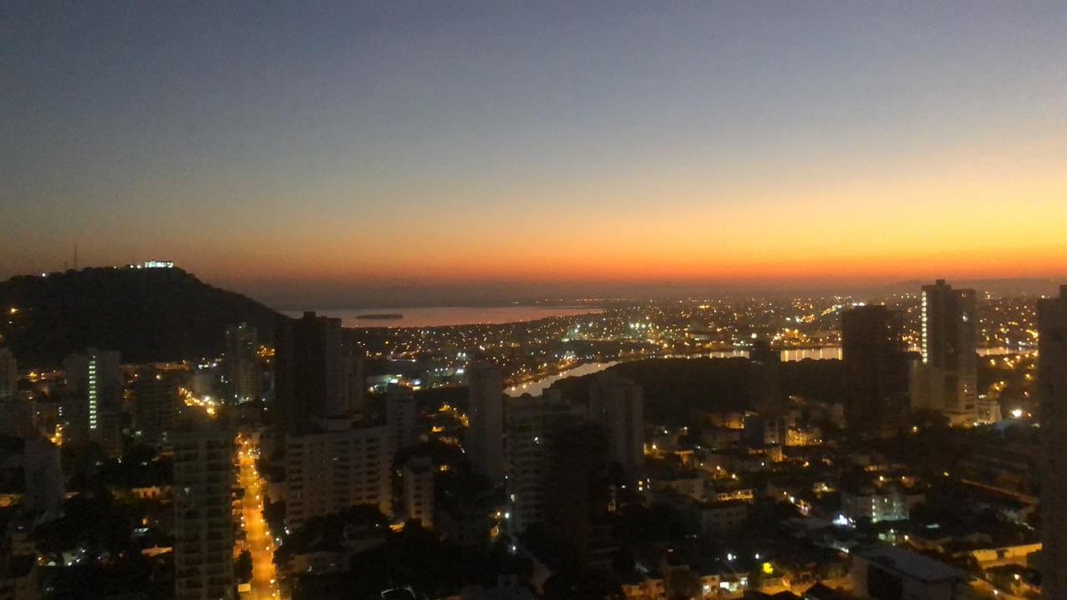 germansierra17's tweet photo. Amanecer cartagenero, comenzando navidad. https://t.co/w78En1gkFd