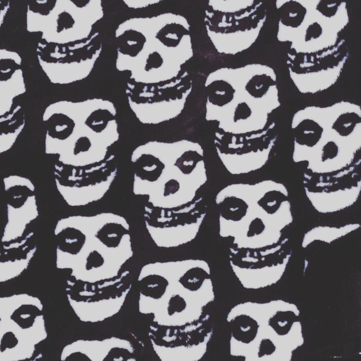 Tonight Dec 2 
MISFITS LIVE TRIBUTE 9pm