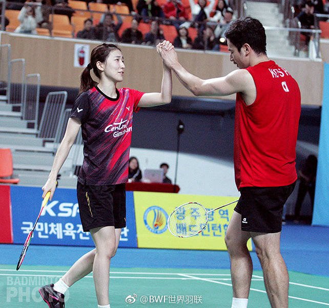 sintasnap's tweet photo. Juara #koreamaster Ko Sung Hyun/Eom Hye Won 👏👏 senyumnya KSH ❤❤ https://t.co/HTtmg6cfxW