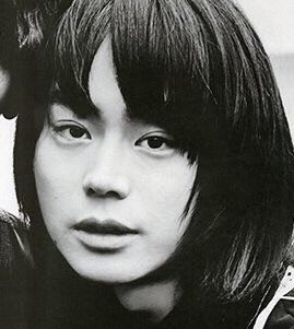 羊 Auf Twitter 目がくりっとしてそうで目つき鋭いし黒目小さめで三白眼になりがちっていうのが菅田将暉さんの最高にえっちなところ