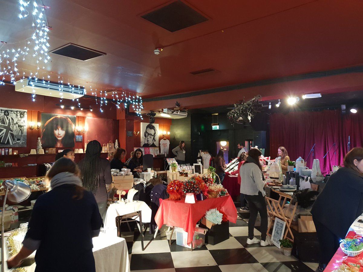 The Half Moon (@thehalfmoon_pub) on Twitter photo Christmas Market is in full swing come join us today from 12 to 7pm #Christmas #markets #Putney #perfectsunday <a href="/YoungsPubs/">Young's Pubs</a> not forgetting to book your #roast too Christmas Market is in full swing come join us today from 12 to 7pm #Christmas #markets #Putney #perfectsunday <a href="/YoungsPubs/">Young's Pubs</a> not forgetting to book your #roast too