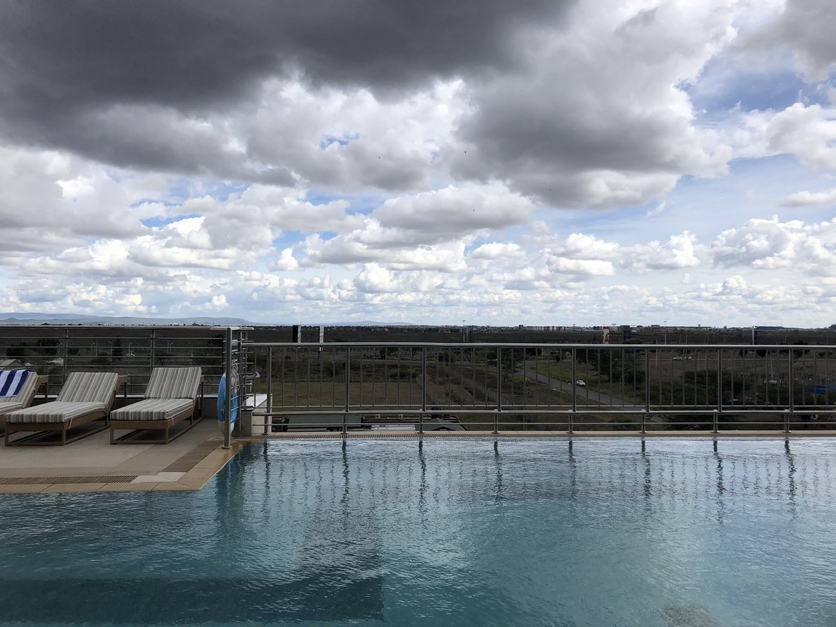 Vyeper97's tweet photo. Chilling in Kenya 😎 #bitcloudy #Kenya https://t.co/REFfceasmE