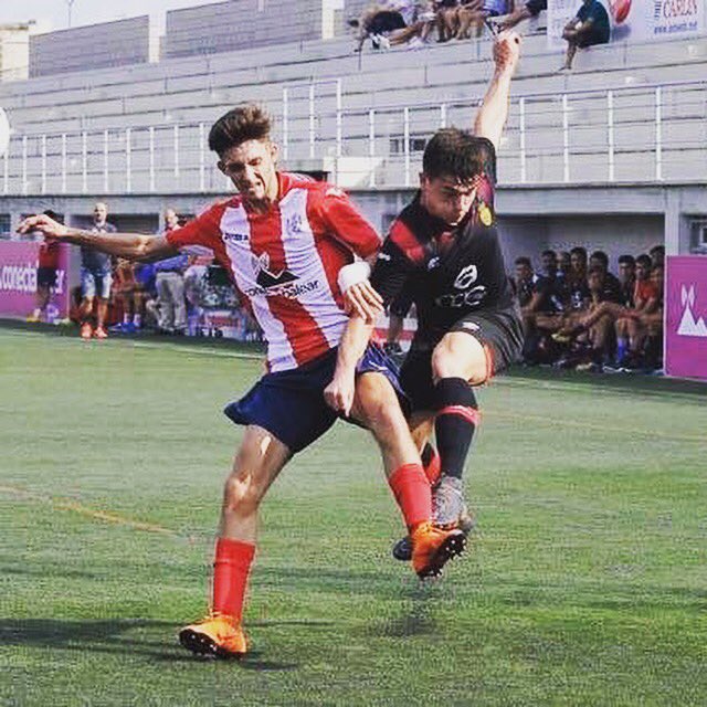 cemanacor's tweet photo. ⚽️ DIVISIÓ D’HONOR
➡️ Avui a les 17,30h reben al Gimnàstic de Manresa a “Na Capellera”. I el més important és que...
💪🏻 Ens necessiten al camp per animar!!!
#vamosmanacor #cdmanacor #entretotsenfeimun #divisióhonor #juvenils https://t.co/QLeG44zpni