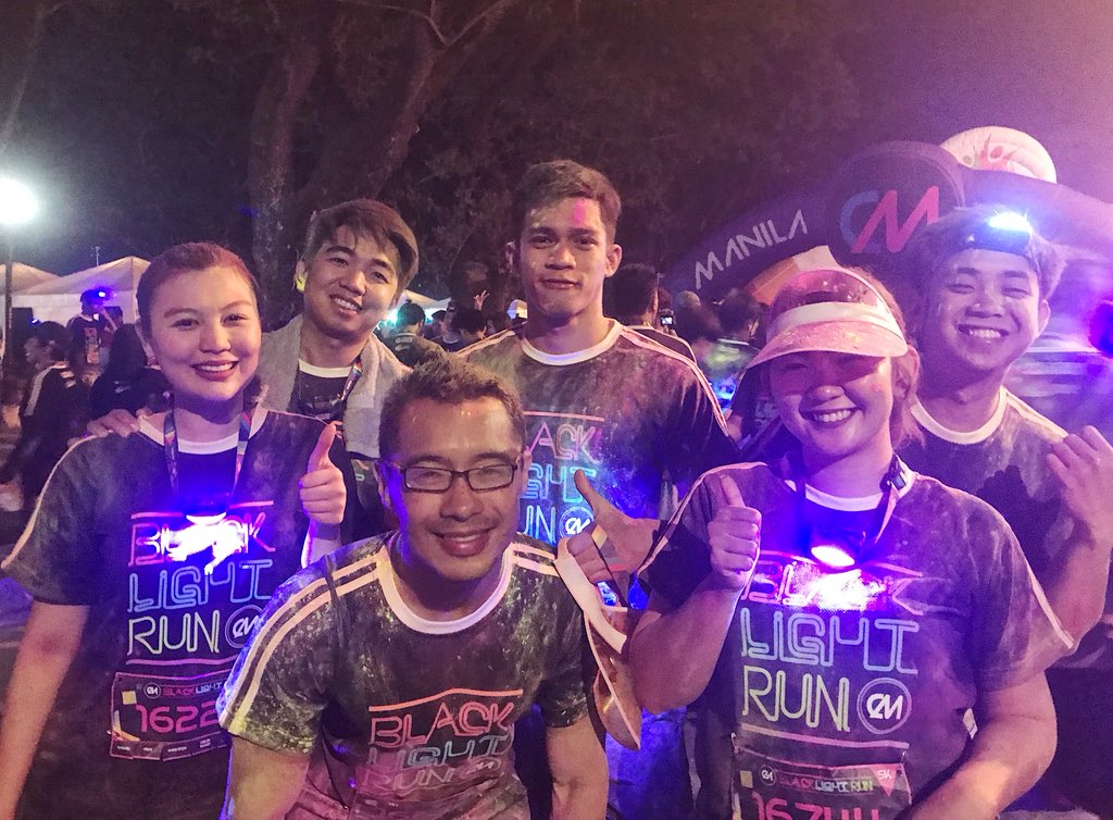 iwannagosurfin6's tweet image. Inspiring to see a running event like @ColorManila that encourages people to choose a better lifestyle. Cheers to more fun runs next year, maybe. 😅🏃🏽‍♂️💪🏽#CMBlackLightClark